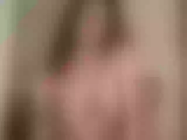 Live sex webcam photo for Annareylee #276939730