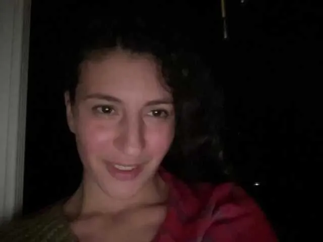 Live sex webcam photo for Annareylee #276946551