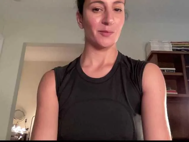 Live sex webcam photo for Annareylee #277066353
