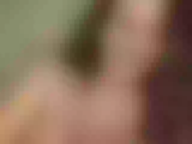 Live sex webcam photo for Annareylee #277399383