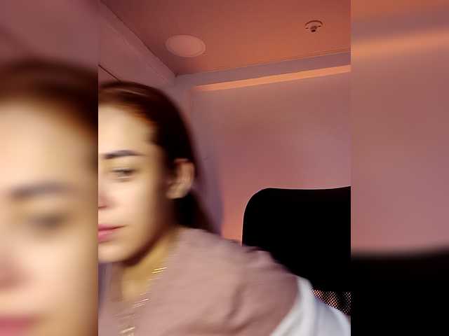 Live sex webcam photo for AnnbellaRose #292075966