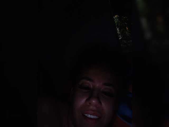 Live sex webcam photo for AnnbellaRose #275580416