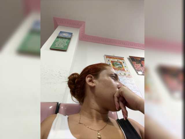 Live sex webcam photo for AnnbellaRose #275610247