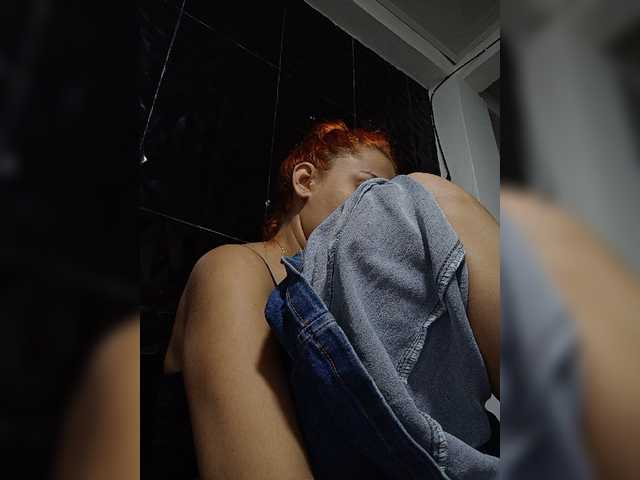 Live sex webcam photo for AnnbellaRose #276059825