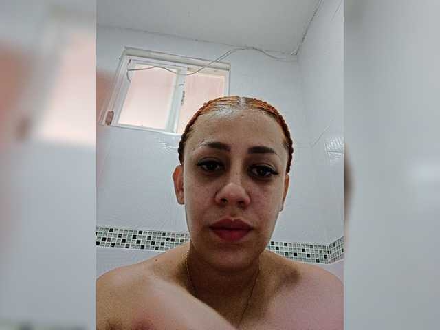 Live sex webcam photo for AnnbellaRose #276090039