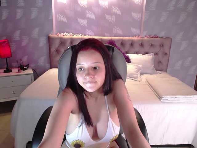 Live sex webcam photo for Anne-h #276048371