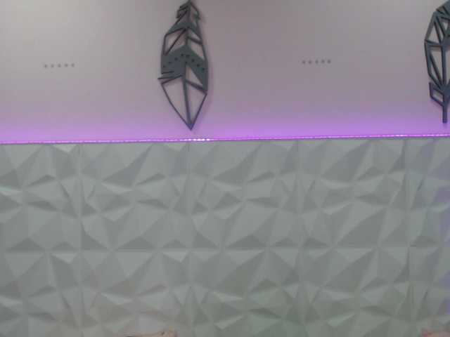 Live sex webcam photo for AnneGV #275539737