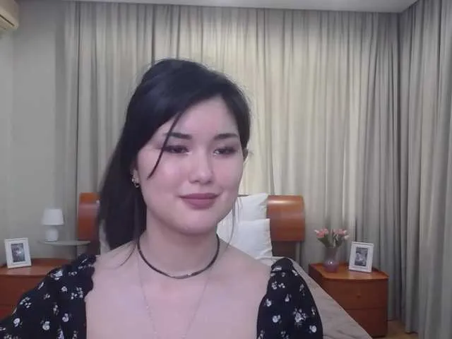 Live sex webcam photo for AnneTLi #275473714