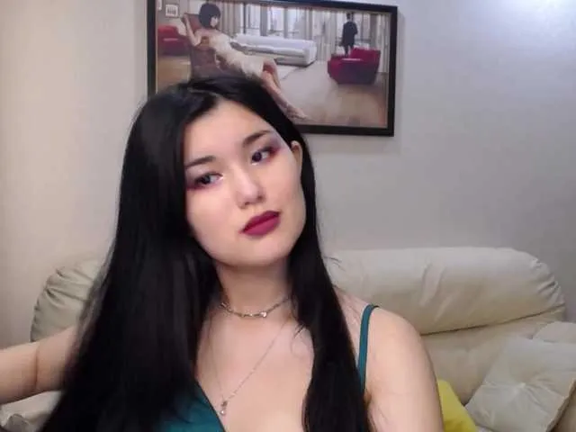 Live sex webcam photo for AnneTLi #275595622