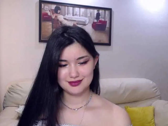 Live sex webcam photo for AnneTLi #275618436