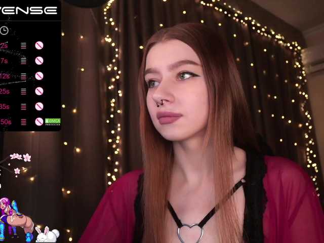 Live sex webcam photo for Annelitt #287948501