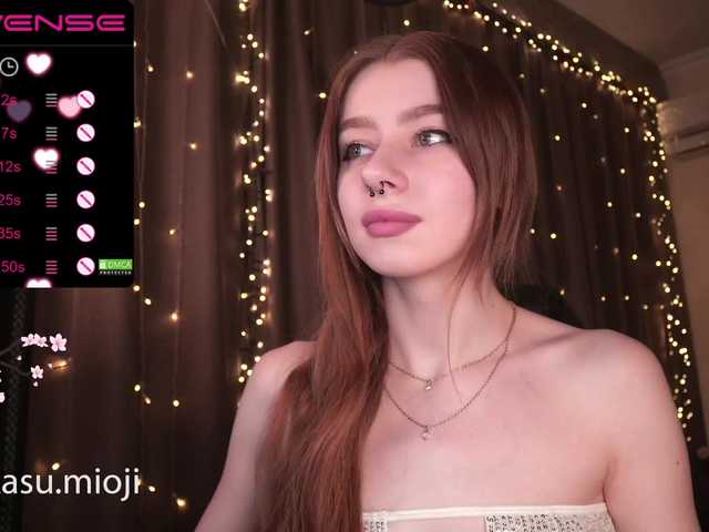 Live sex webcam photo for Annelitt #287948515