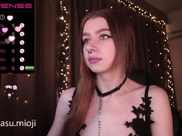 Live sex webcam photo for Annelitt #287948523