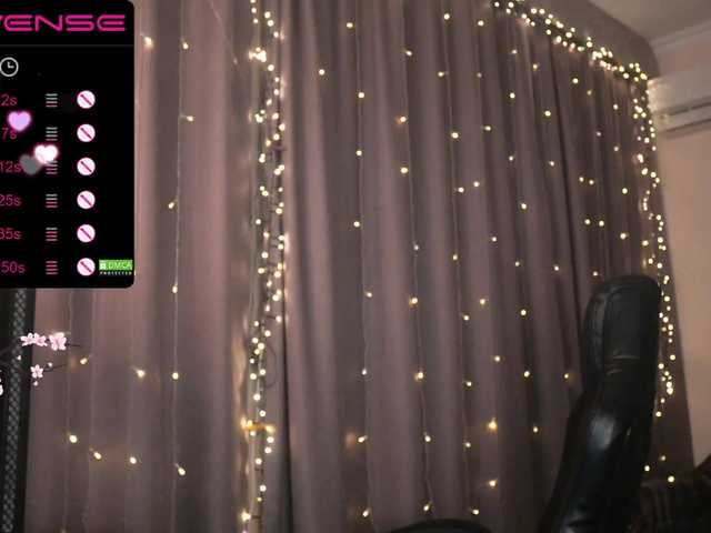 Live sex webcam photo for Annelitt #287948526