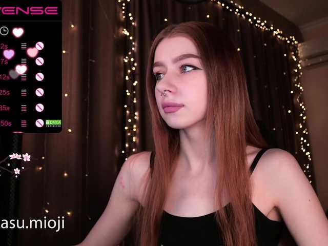Live sex webcam photo for Annelitt #287948530