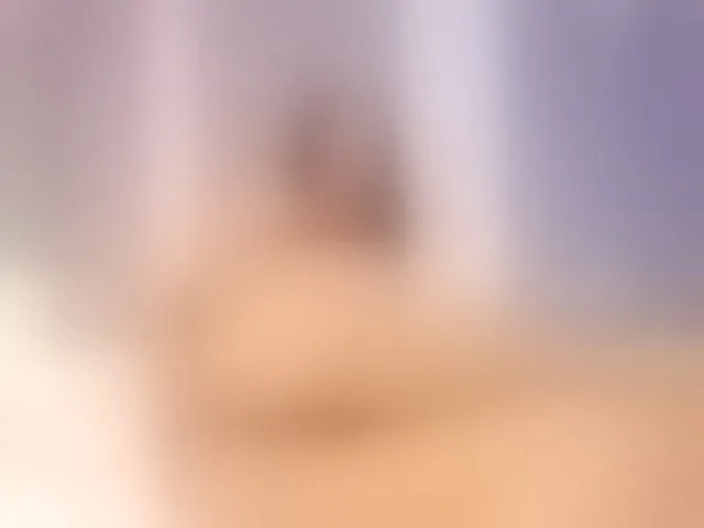 Live sex webcam photo for Annelov-20 #291146320
