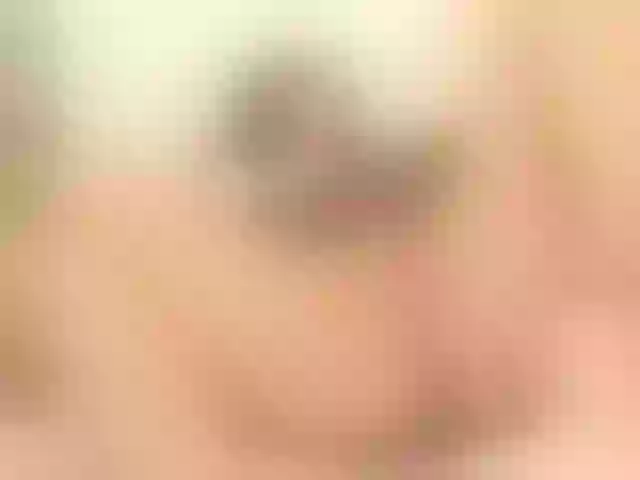 Live sex webcam photo for Annelov-20 #291496169