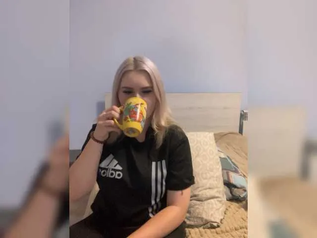 Live sex webcam photo for Annet111 #278142325