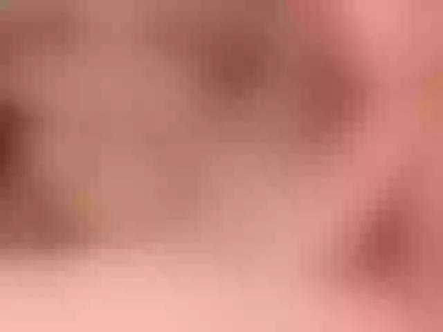 Live sex webcam photo for AnnettRoussel #273930680