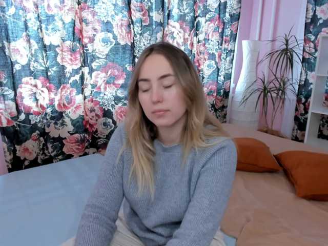 Live sex webcam photo for AnnetteEva #273458028