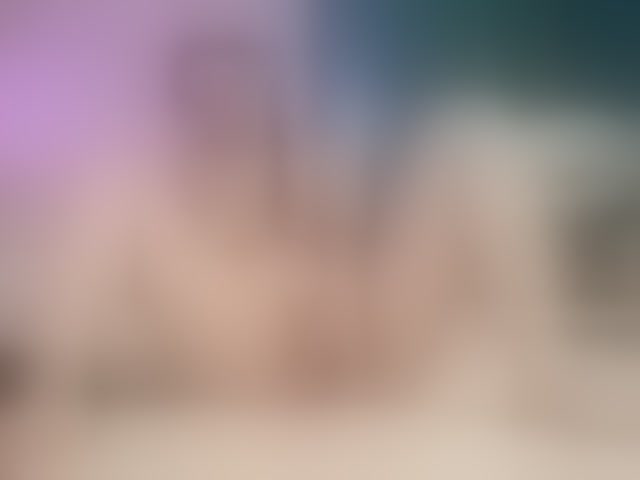 Live sex webcam photo for Anni-gold #293438137