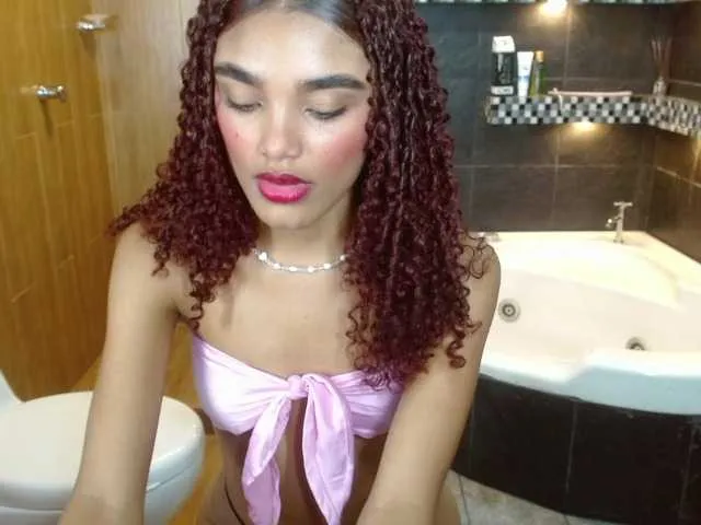 Live sex webcam photo for Annie-Vesga #275924426