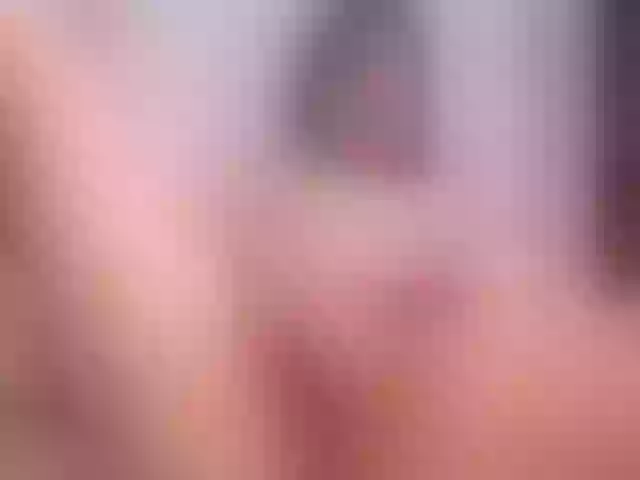 Live sex webcam photo for Annie-lovee #272207763