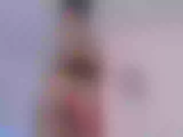 Live sex webcam photo for AnnieBlu3 #289811694