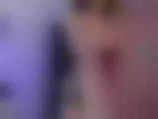 Live sex webcam photo for AnnieBlu3 #291388163