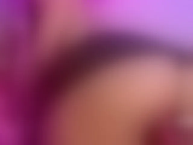 Live sex webcam photo for AnnieBlu3 #294171332
