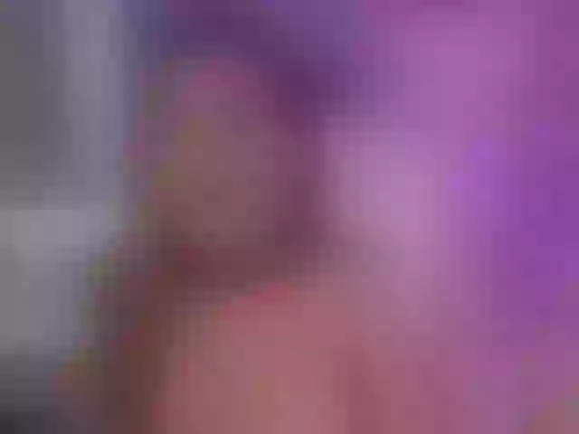 Live sex webcam photo for AnnieCorrea #273532810