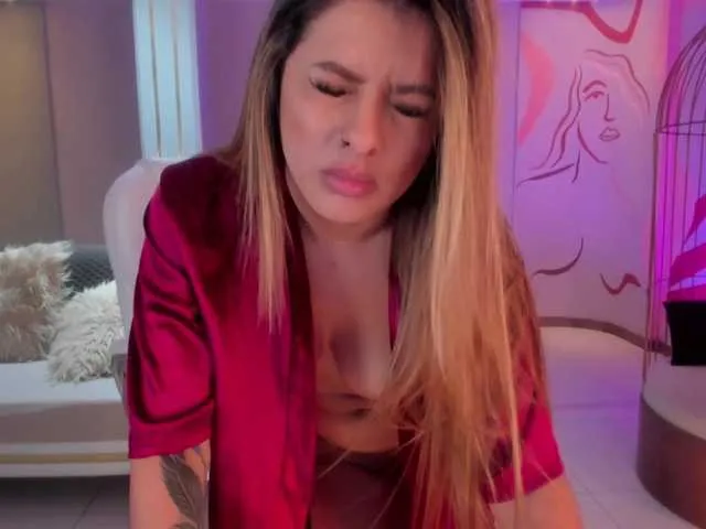 Live sex webcam photo for AnnieCorrea #274168612
