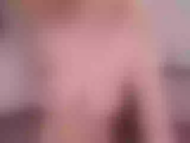 Live sex webcam photo for AnnieCorrea #275439969