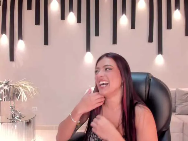 Live sex webcam photo for AnnieCorrea #276717323