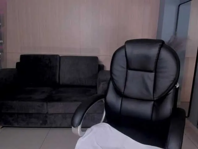 Live sex webcam photo for AnnieCorrea #277124846