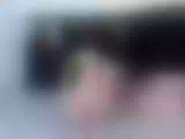 Live sex webcam photo for AnnieMiller- #271856411