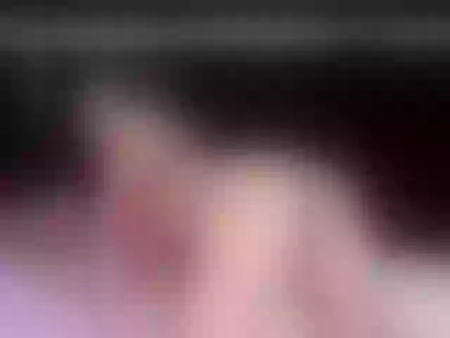 Live sex webcam photo for AnnieMiller- #276092128