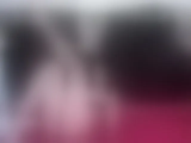 Live sex webcam photo for AnnieMiller- #292458996