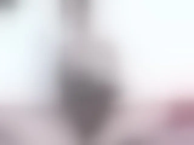 Live sex webcam photo for AnnieMiller- #293732967