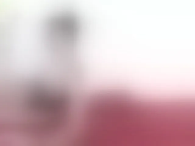 Live sex webcam photo for AnnieMiller- #293754399