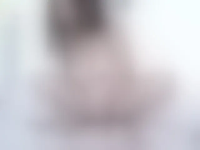 Live sex webcam photo for AnnieMiller- #293854384