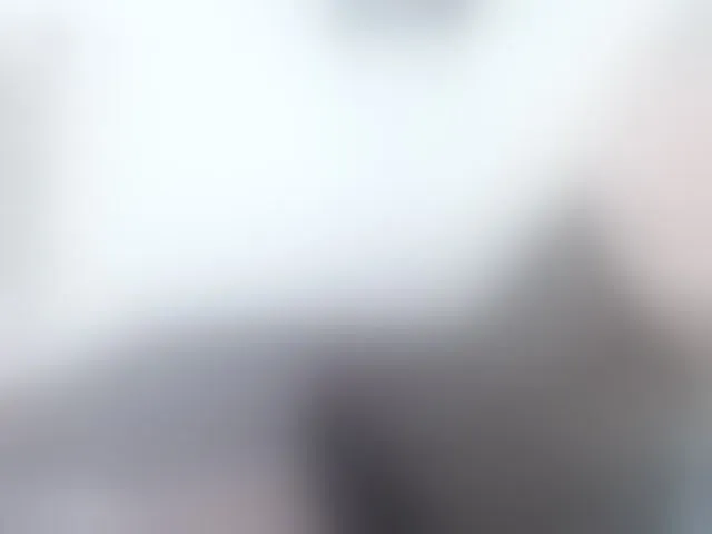 Live sex webcam photo for AnnieMiller- #293911627