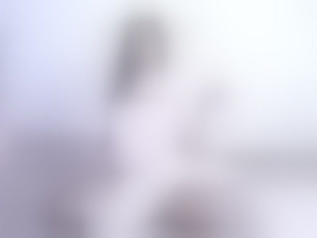 Live sex webcam photo for AnnieMiller- #294185480