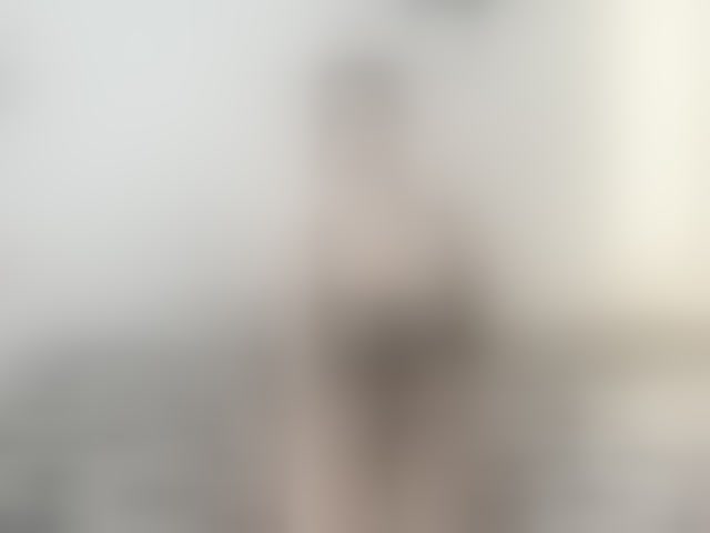 Live sex webcam photo for AnnieMiller- #294294645