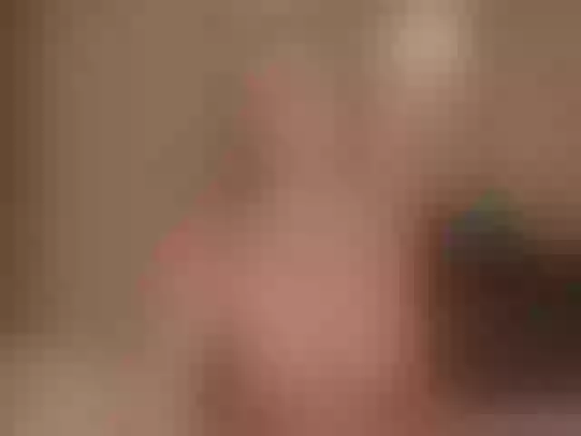 Live sex webcam photo for AnnieMonroe1 #292088603