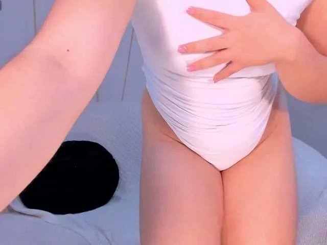 Live sex webcam photo for AnnieMonroe1 #292237101