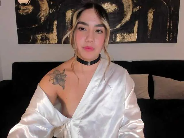 Live sex webcam photo for AnnieMonroe1 #292284850