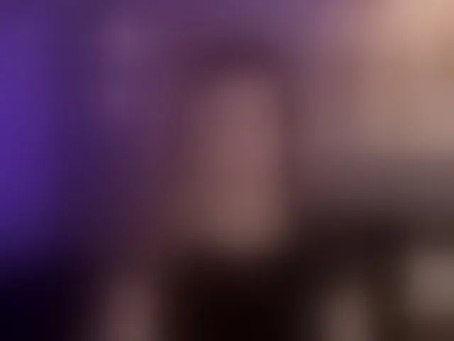 Live sex webcam photo for AnnieMonroe1 #292577266