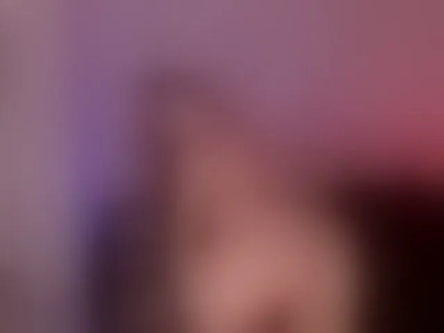 Live sex webcam photo for AnnieMonroe1 #292940775