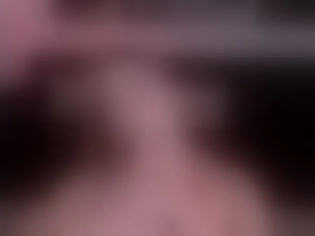 Live sex webcam photo for AnnieMonroe1 #292994276